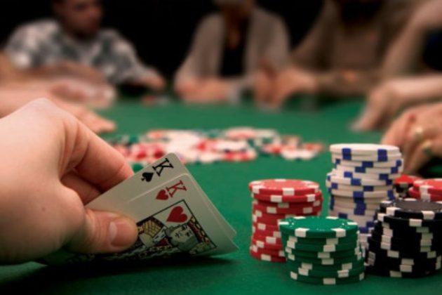 Ultimate Texas Hold'em Poker Guide & Rules